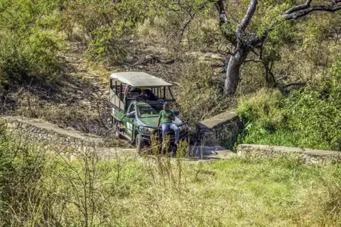 Private Game Reserve - Izizwe Rainbow Tours